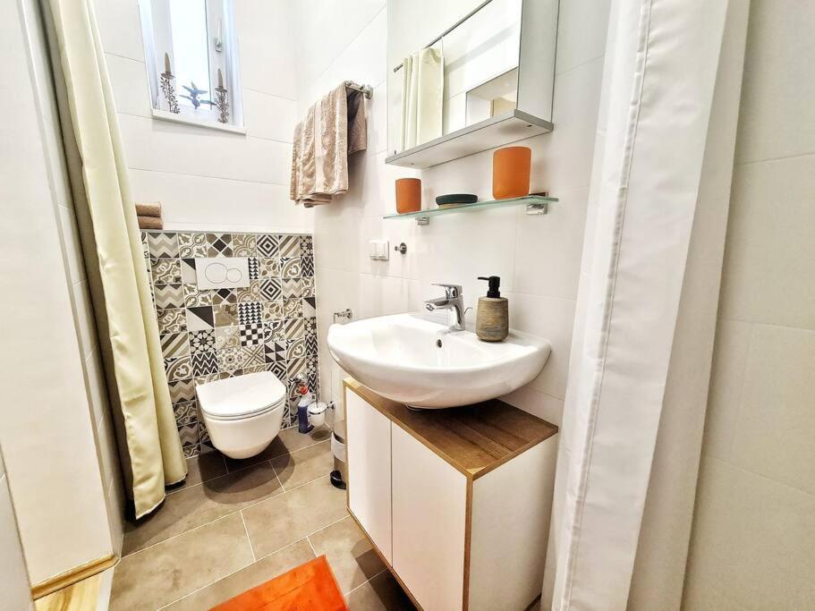Magic-Trio-Apartment-Im- Zentrum-Von-Wien ภายนอก รูปภาพ